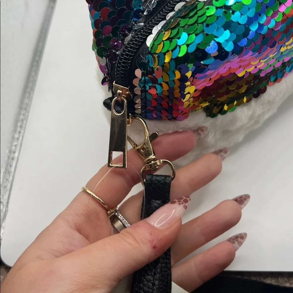 263. Sequin and Faux Fur Women's Makeup Bag